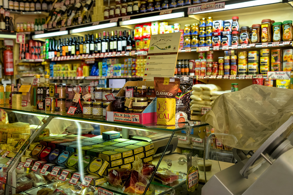 Base de datos de Tiendas de alimentación en España
